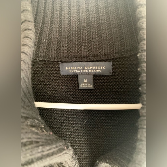 Womens Banana Republic Black Merino Wool Long Sleeve Button Warm Heavy Sweater M - Picture 4 of 10